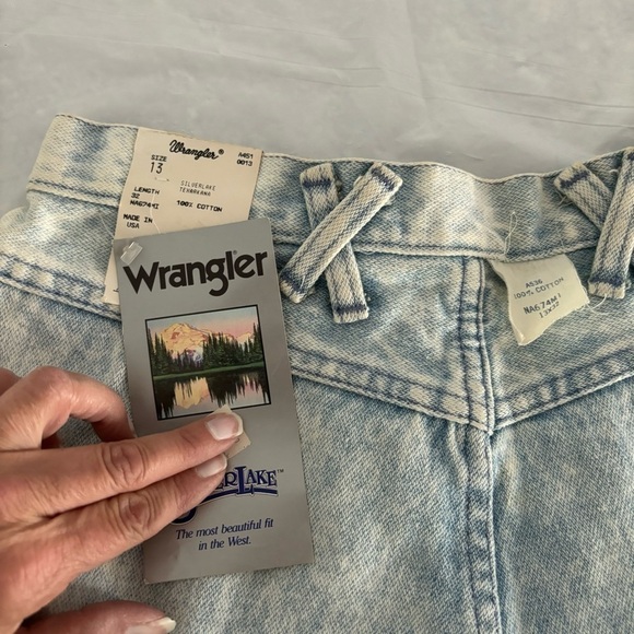 VTG Deadstock Wrangler Mom Jean Acid Wash size 13 x 32 - Picture 2 of 7